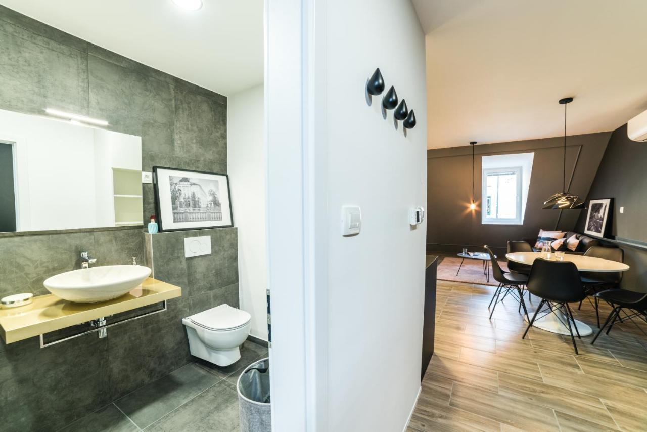 Flex Apartments Tour As Ljubljana Luaran gambar