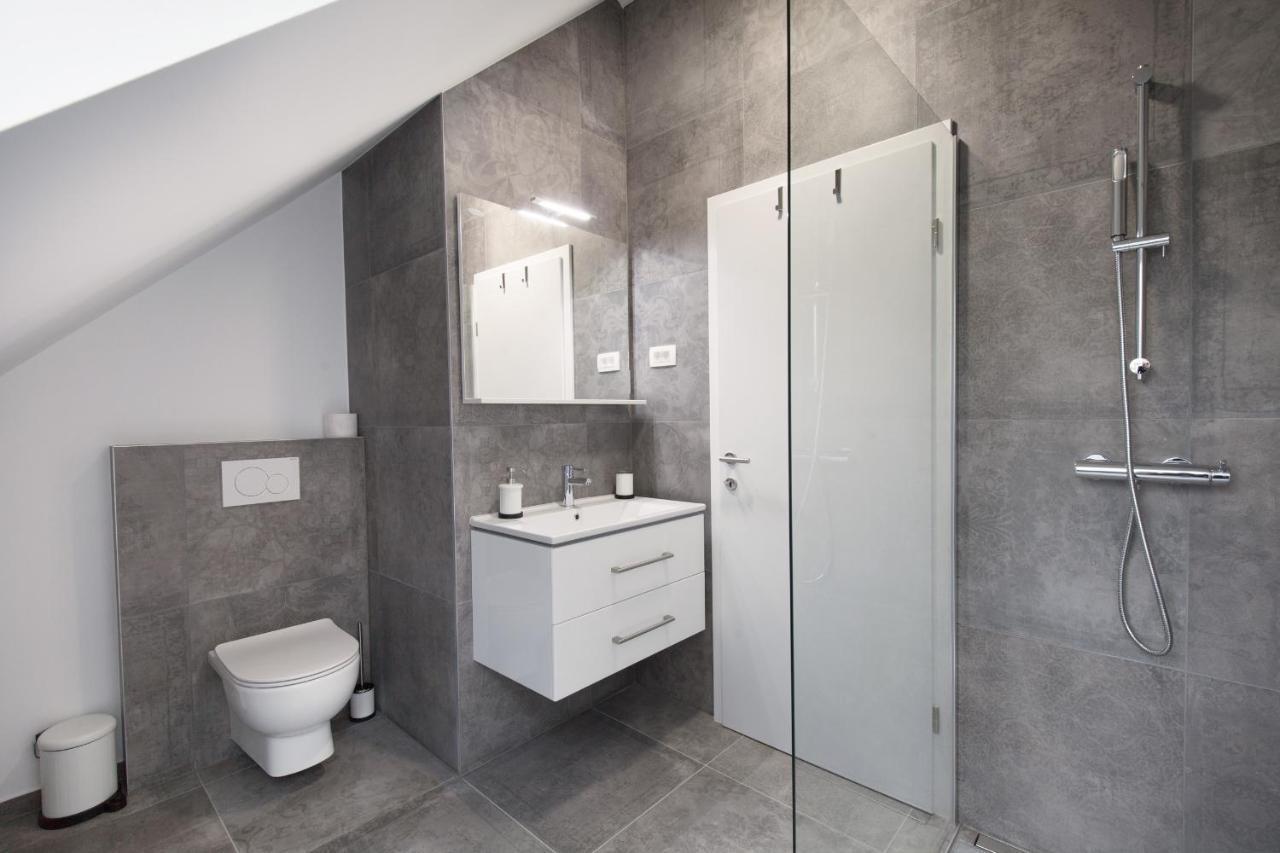 Flex Apartments Tour As Ljubljana Luaran gambar